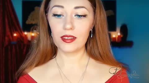 Snapshot of missbeverlymills chatting on 10/25/25, 03:58 The divine Beverly online show from 10/25/25, 03:58