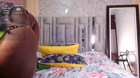 Miss Evelyn  online show from 11/23/25, 12:27