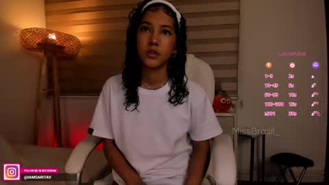 Snapshot of missbrasil_ chatting on 11/03/25, 12:06 Sara Vanegas online show from 11/03/25, 12:06