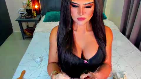 Snapshot of misscarlaxx chatting on 01/14/26, 03:34 Carla online show from 01/14/26, 03:34