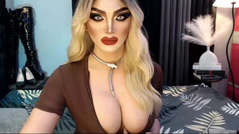 PRIESTESS CHANNEL online show from 03/11/25, 04:54