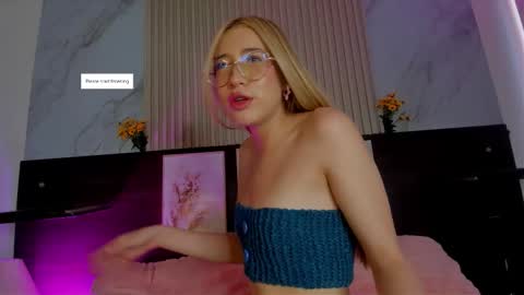 misscheelsee_as online show from 09/13/25, 09:03