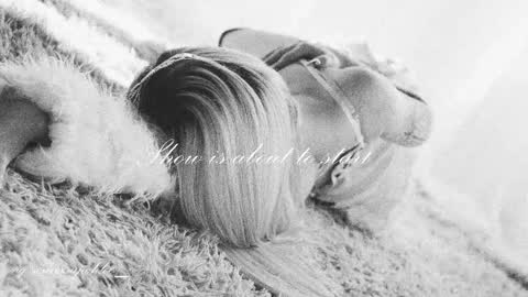 Chloe freelance model Please your thumbs up are important  online show from 09/13/25, 11:48