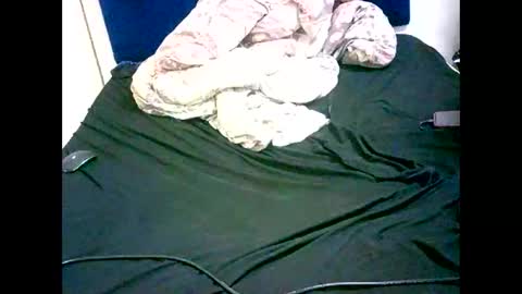 Snapshot of misscuteberry chatting on 03/19/26, 11:03 VAL online show from 03/19/26, 11:03
