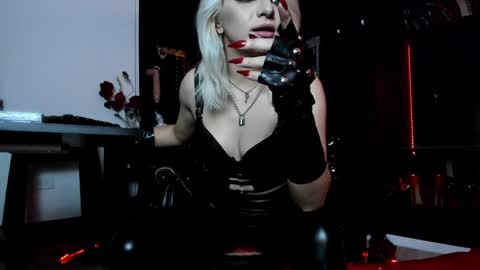 Missdarklady online show from 01/22/25, 01:31