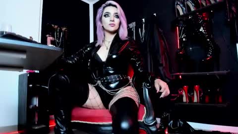 Missdarklady online show from 03/04/25, 11:54