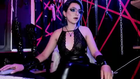 Missdarklady online show from 03/12/26, 09:54