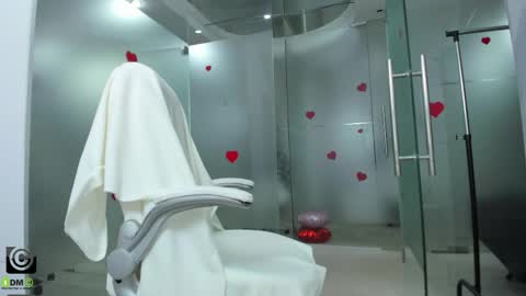 Snapshot of missdominna chatting on 04/01/26, 02:56 Miss Domina online show from 04/01/26, 02:56