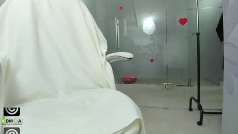 Snapshot of missdominna chatting on 04/23/26, 02:57 Miss Domina online show from 04/23/26, 02:57