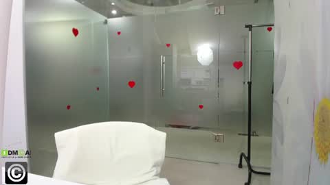 Snapshot of missdominna chatting on 06/12/26, 03:05 Miss Domina online show from 06/12/26, 03:05