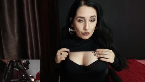 Miss online show from 10/01/25, 10:38