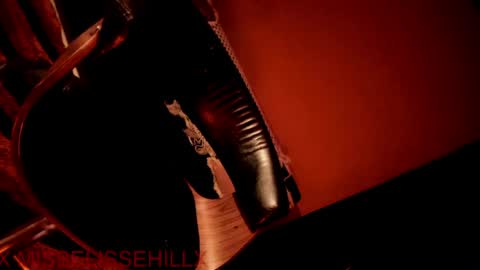 Miss Elisse H. online show from 05/20/26, 04:02