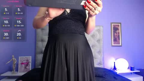 Snapshot of missellien chatting on 05/08/26, 03:34 Angela online show from 05/08/26, 03:34