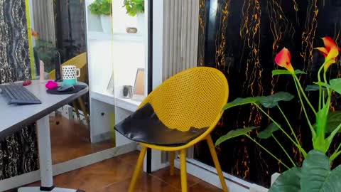 Escarlet online show from 01/10/25, 02:04