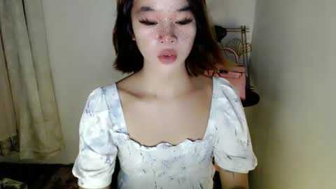 Snapshot of missfantasia chatting on 11/28/25, 01:52 missfantasia online show from 11/28/25, 01:52