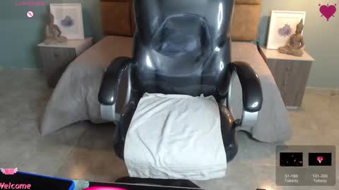 Snapshot of missgomezz_ chatting on 12/10/24, 08:30 Maria Gomezz online show from 12/10/24, 08:30