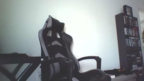 Snapshot of mission_cumpossible chatting on 09/28/25, 07:14 SperminatoR online show from 09/28/25, 07:14