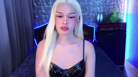 Snapshot of missionary_addiction_cumshot chatting on 07/03/26, 11:49 im your queen steffie online show from 07/03/26, 11:49