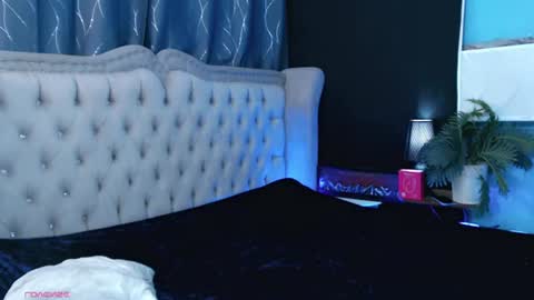Snapshot of missionary_addiction_cumshot chatting on 07/18/26, 01:04 im your queen steffie online show from 07/18/26, 01:04