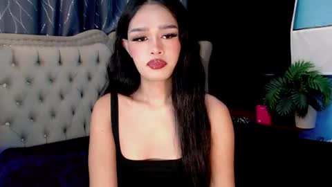 Snapshot of missionary_addiction_cumshot chatting on 07/23/26, 01:53 im your queen steffie online show from 07/23/26, 01:53