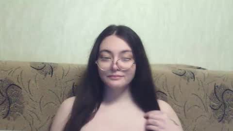 missis mona online show from 10/21/25, 08:53