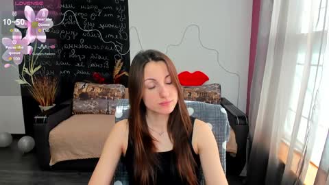 Sofia online show from 04/05/26, 06:10