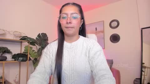 Isabel Mendez online show from 10/23/25, 11:14