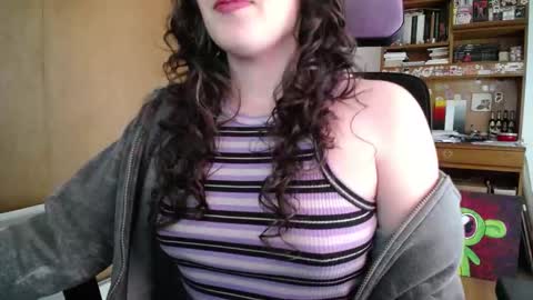 Snapshot of missivana777 chatting on 09/29/25, 05:40 Ivana online show from 09/29/25, 05:40