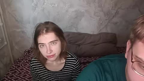 Ashley and Alex online show from 06/04/26, 01:44