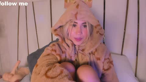 A N N Y online show from 12/19/24, 11:50