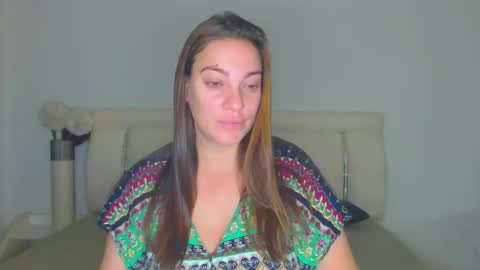 Khloe online show from 11/24/25, 03:28