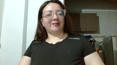 eva   online show from 02/17/25, 08:19