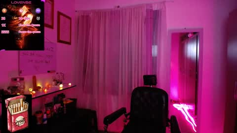 Snapshot of misslana_wn chatting on 09/27/25, 05:01 LanaLul online show from 09/27/25, 05:01