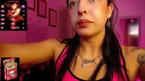 Snapshot of misslana_wn chatting on 10/12/25, 01:37 LanaLul online show from 10/12/25, 01:37