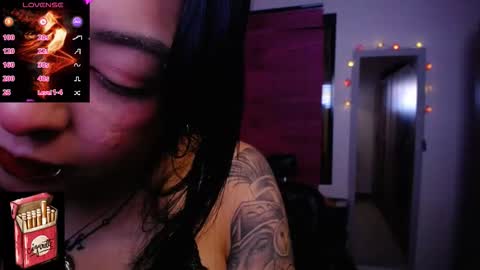 Snapshot of misslana_wn chatting on 11/30/25, 02:26 LanaLul online show from 11/30/25, 02:26