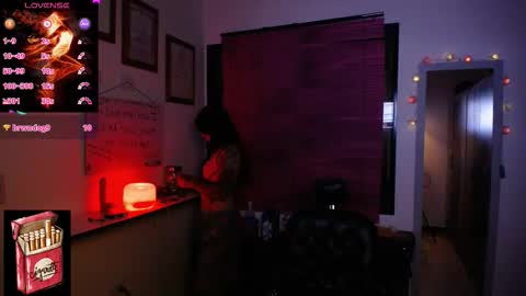 Snapshot of misslana_wn chatting on 12/04/25, 05:39 LanaLul online show from 12/04/25, 05:39