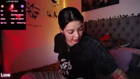 Snapshot of misslana_wn chatting on 08/04/26, 11:29 LanaLul online show from 08/04/26, 11:29