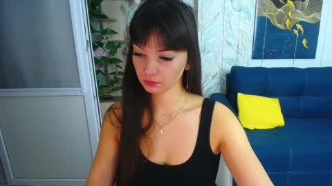 MissLaura online show from 10/28/25, 06:28