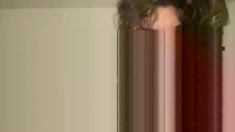 Snapshot of misslia101 chatting on 10/22/25, 03:40 misslia101 online show from 10/22/25, 03:40