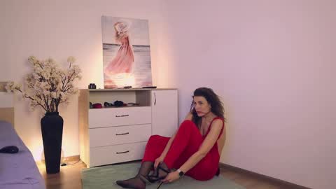 Lullu online show from 01/23/25, 10:54