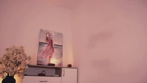 Lullu online show from 09/13/25, 04:23