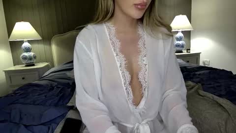 Miss Madison Mae online show from 12/03/25, 09:57