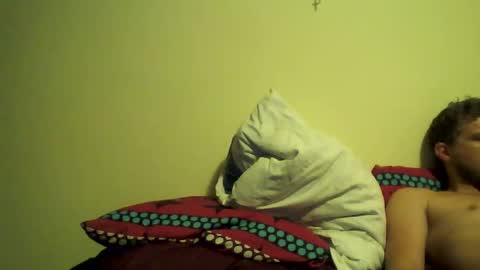 Snapshot of missmeandre chatting on 02/13/25, 12:24 4bdn couple online show from 02/13/25, 12:24