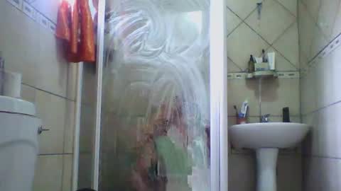 Snapshot of missmeandre chatting on 03/04/25, 10:46 4bdn couple online show from 03/04/25, 10:46