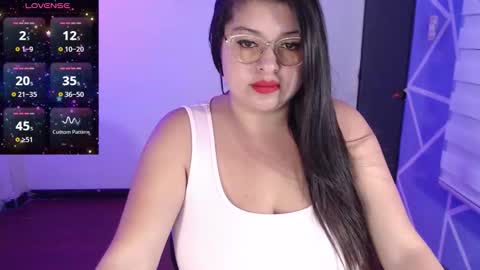 Snapshot of missmia1_ chatting on 11/15/25, 03:08 Miia online show from 11/15/25, 03:08