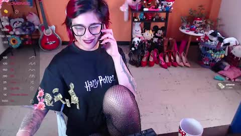 Miss Mia online show from 12/04/24, 03:32