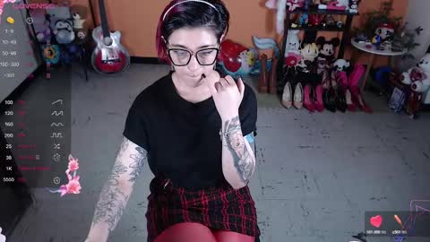 Miss Mia online show from 12/12/24, 10:13