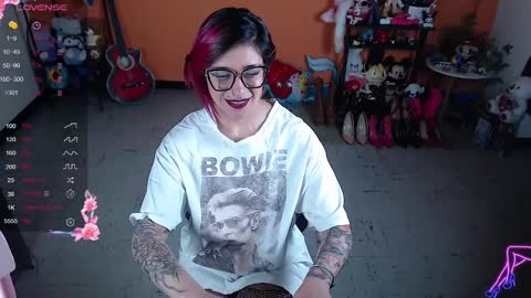 Miss Mia online show from 12/13/24, 11:02