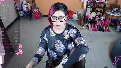 Miss Mia online show from 12/14/24, 08:40