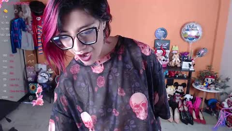 Miss Mia online show from 12/16/24, 04:05